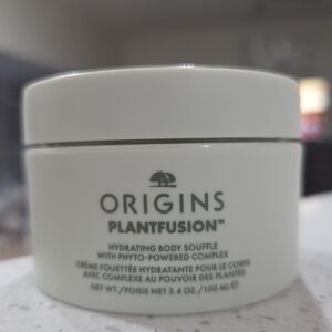 Hydrating Body Souffle With Phyto-Powered Complex